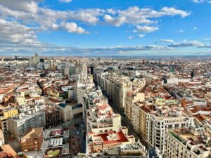 average salary in spain