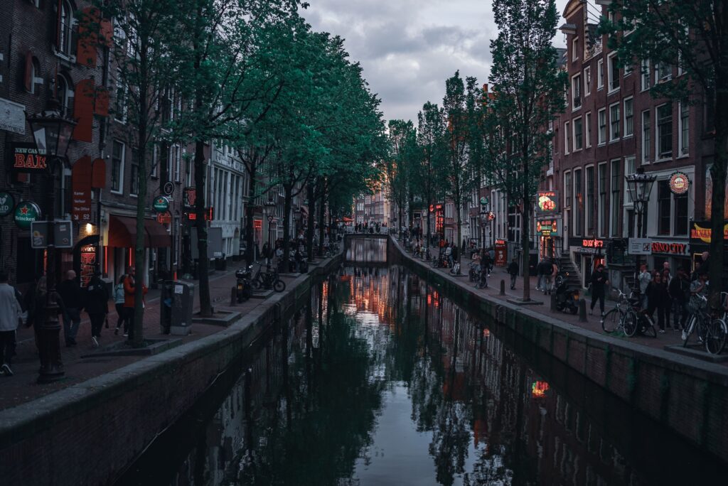 Average salary in the Netherlands – Amsterdam