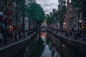 Average salary in the Netherlands – Amsterdam