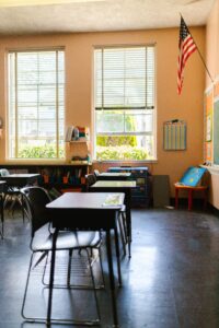 Teacher salary in the USA – classroom