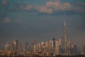 Average salary in the UAE – Dubai skyline